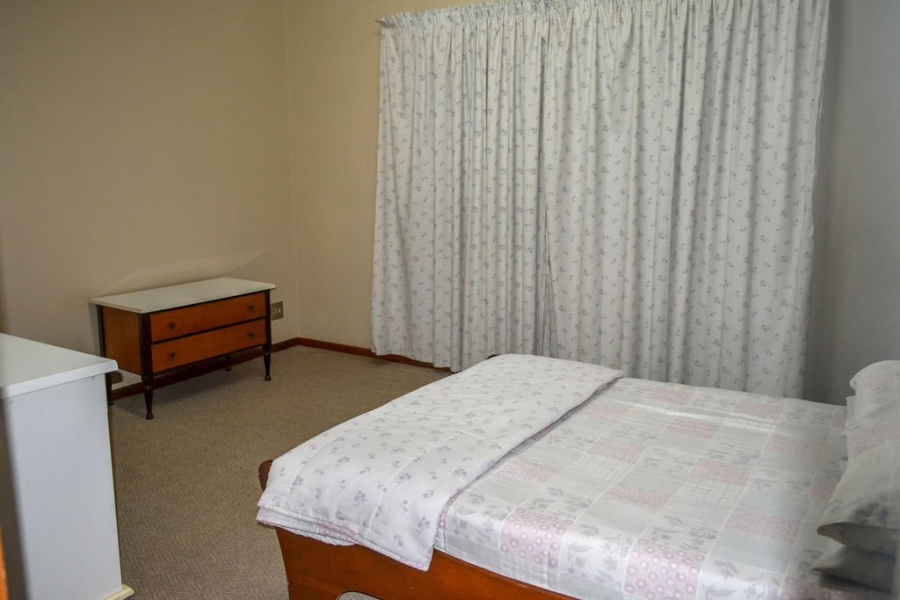 5 Bedroom Property for Sale in Klawer Western Cape